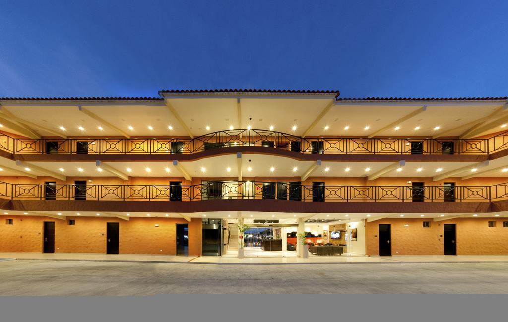 The House 3* Panama (ville)